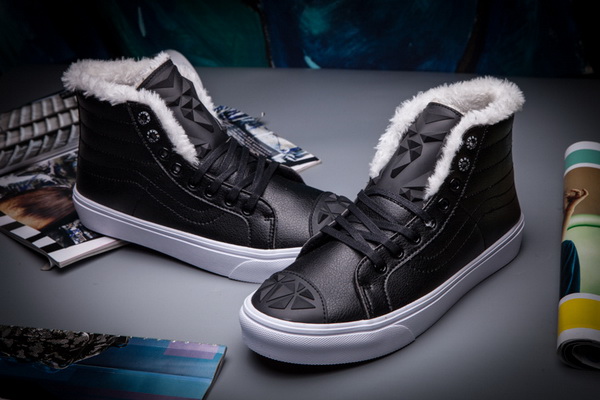 Vans High Top Shoes Lined with fur--003